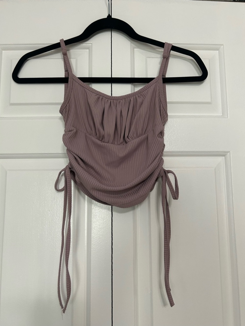 ✨ 4/$25 –SHEIN Mauve Ribbed Ruched Camisole with Adjustable Side Ties